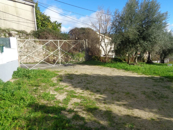 Terreno para Venda em Teixoso e Sarzedo Foto 7