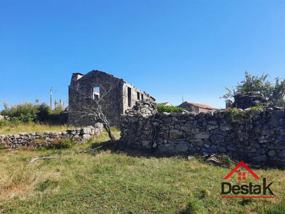 Quinta T0 para Venda em Ventosa Foto 1