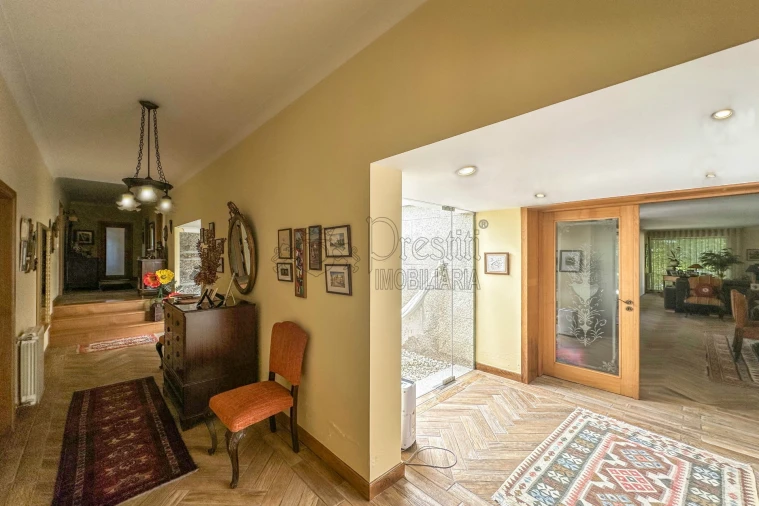 Moradia T4 para Venda em Infias Foto 19