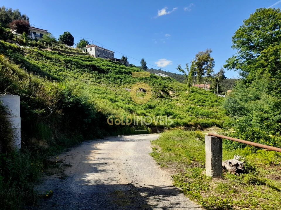 Terreno para Venda em Santa Eulalia Foto 1
