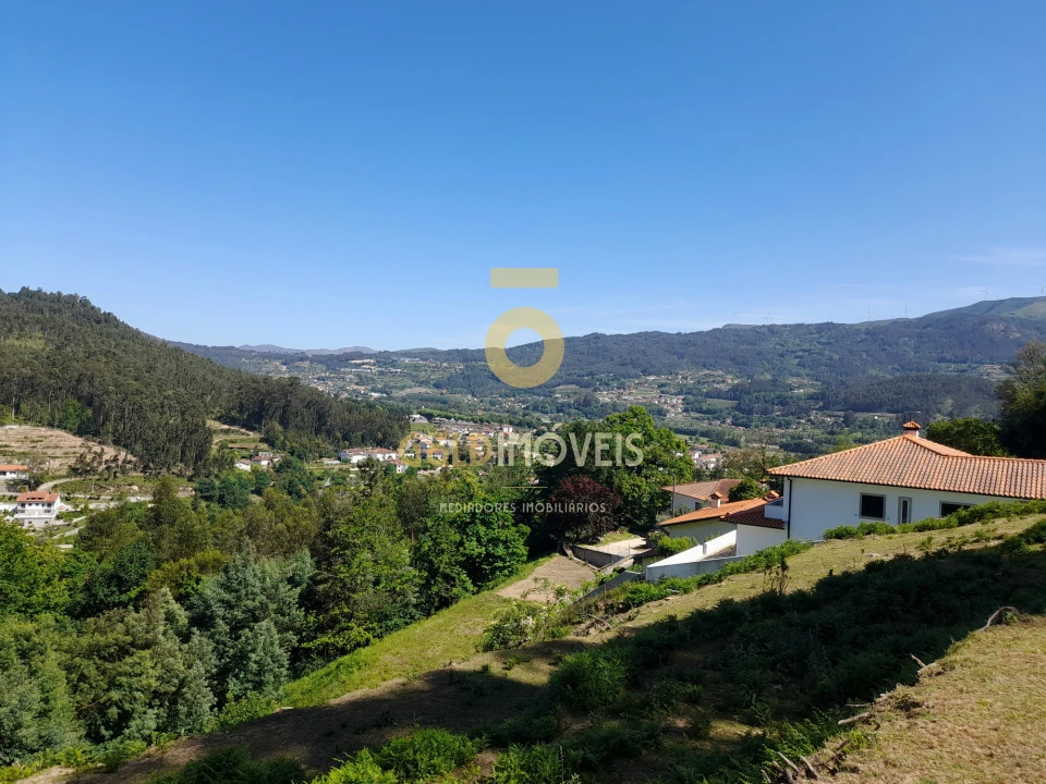 Terreno para Venda em Santa Eulalia Foto 3