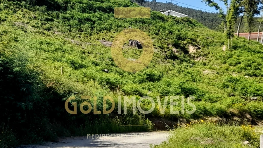 Terreno para Venda em Santa Eulalia