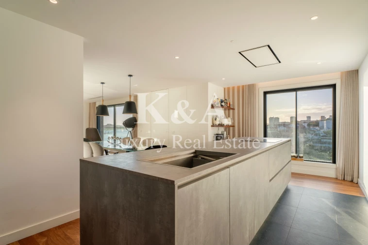 Apartamento T3 para Venda em Lordelo do Ouro e Massarelos Foto 12