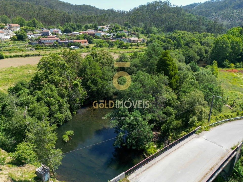Terreno para Venda em Ossela Foto 6