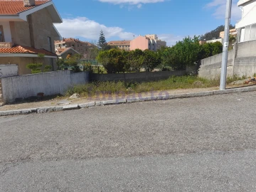 Terreno para Venda em Canelas
