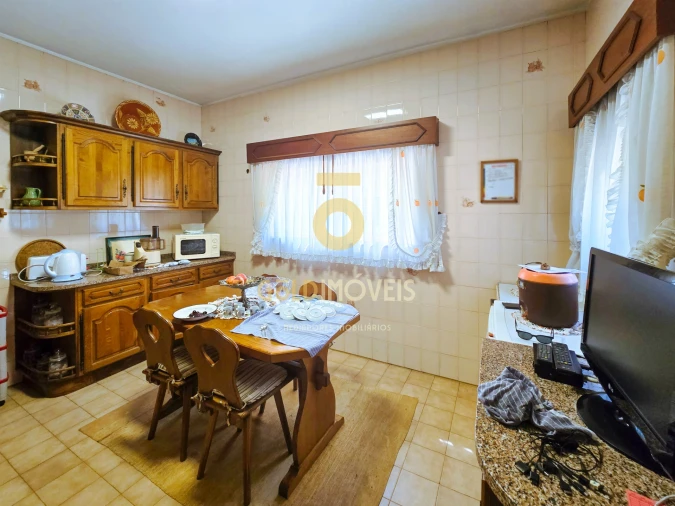 Moradia T3 para Venda em Lourosa Foto 4