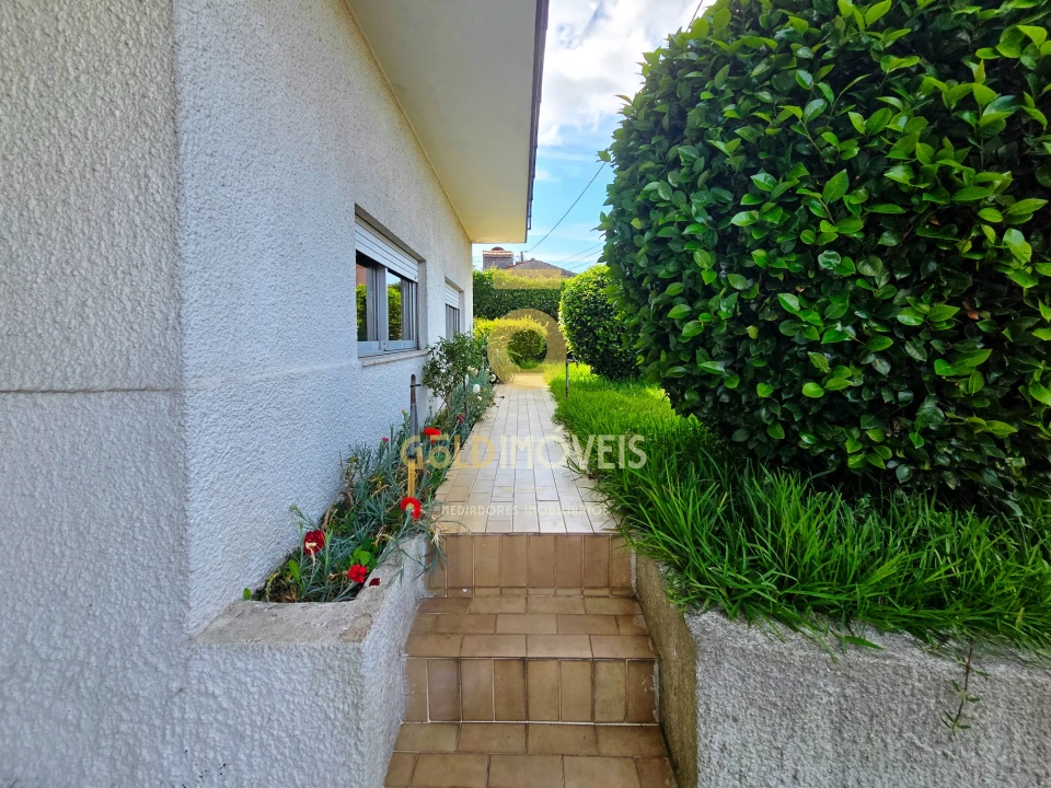 Moradia T3 para Venda em Lourosa Foto 29