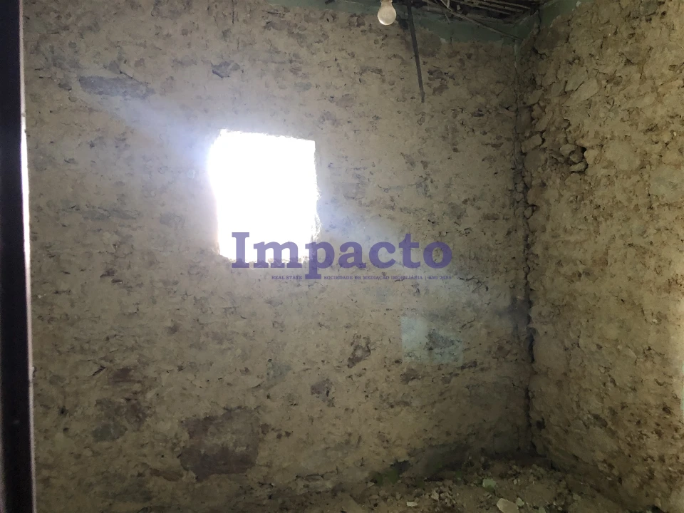 Moradia T1 para Venda em Vila de Cucujães Foto 7