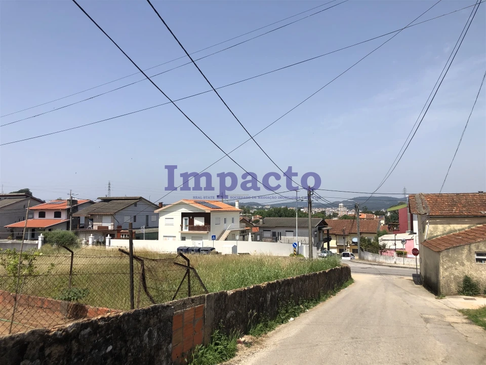 Moradia T1 para Venda em Vila de Cucujães Foto 14