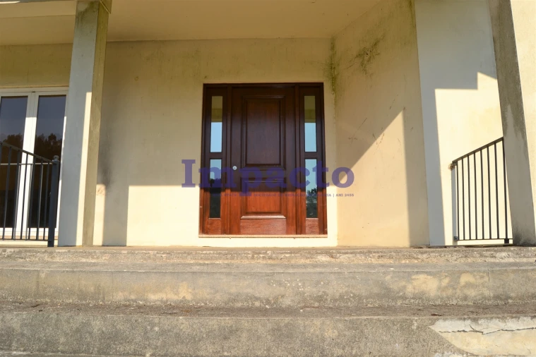 Moradia T6 para Venda em Fajões Foto 75