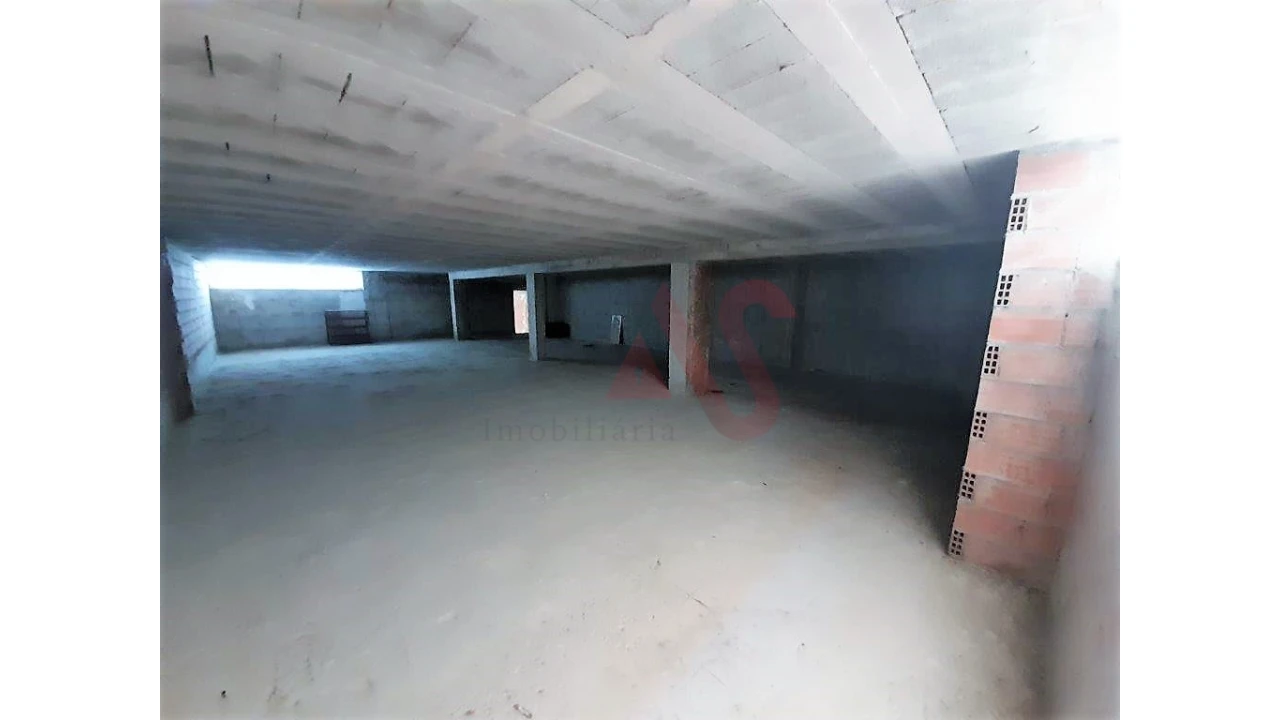 Loja para Venda em Caldas de Vizela (São Miguel e São João) Foto 4