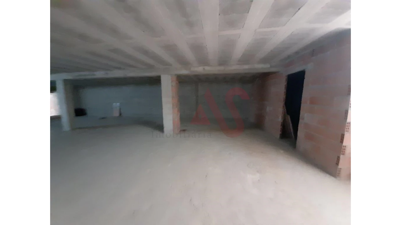 Loja para Venda em Caldas de Vizela (São Miguel e São João) Foto 7