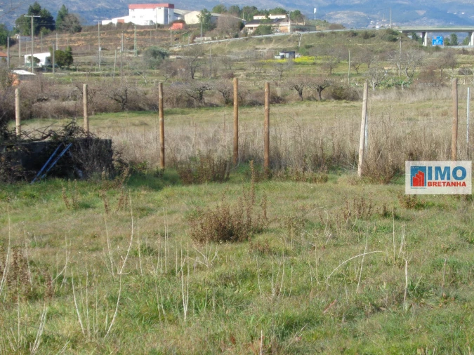Quinta T0 para Venda em Alcaria Foto 8