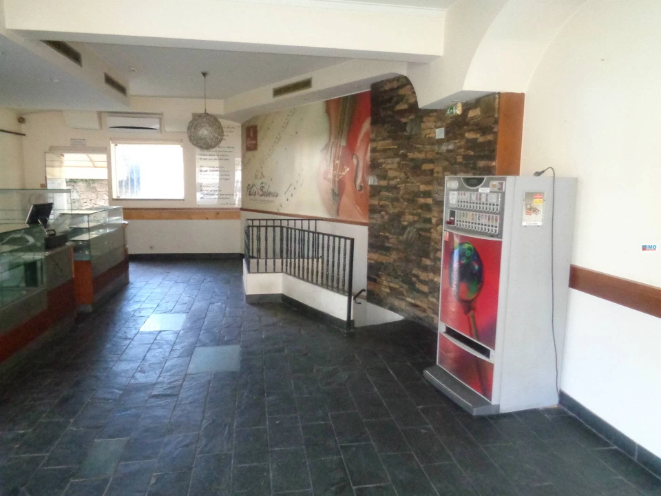 Negócio para Venda em Fundão, Valverde, Donas, A. Joanes, A. Nova Cabo Foto 2