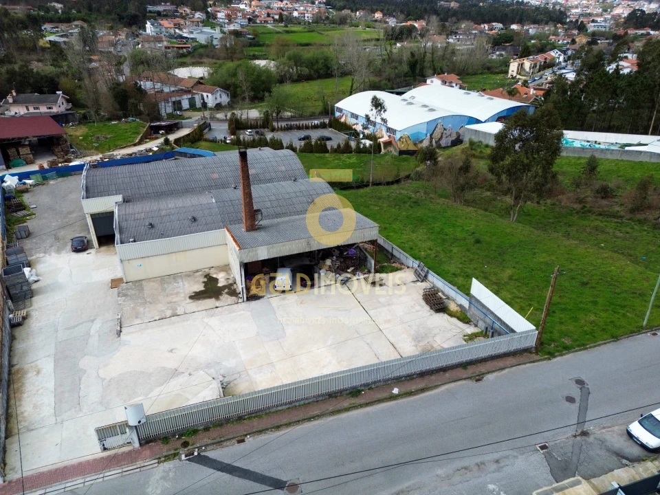 Negócio para Venda em Fiães Foto 3