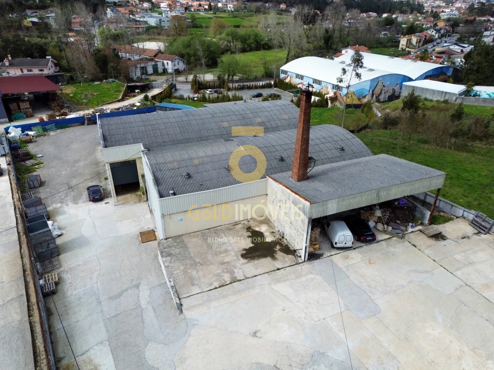 Negócio para Venda em Fiães Foto 1