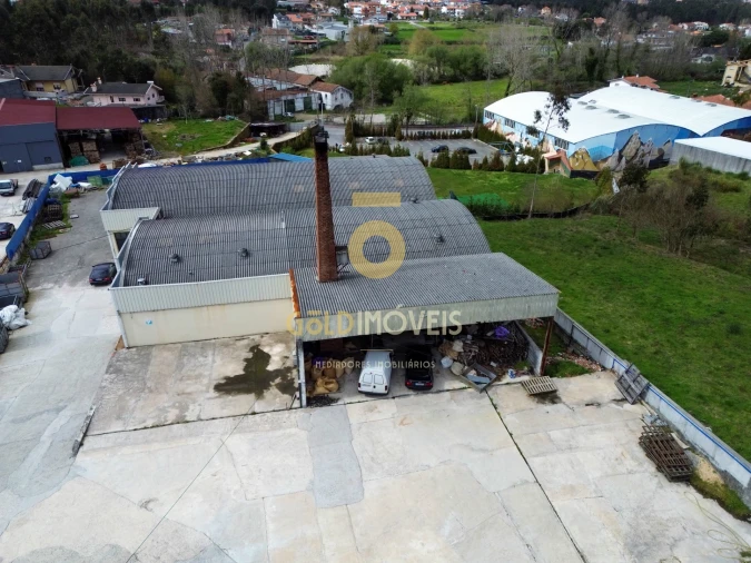 Negócio para Venda em Fiães Foto 2