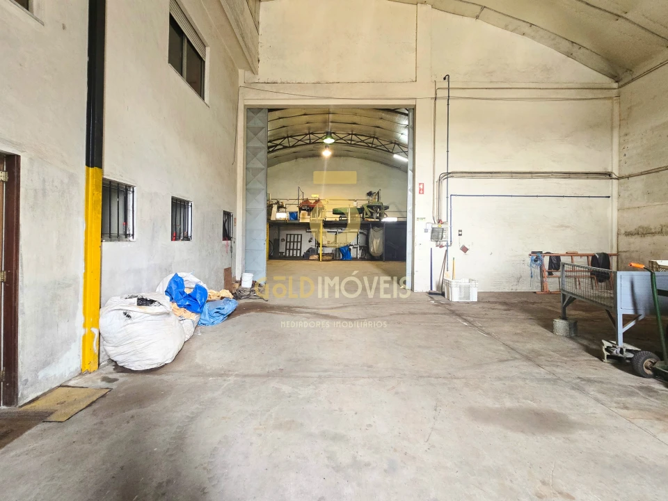 Negócio para Venda em Fiães Foto 23