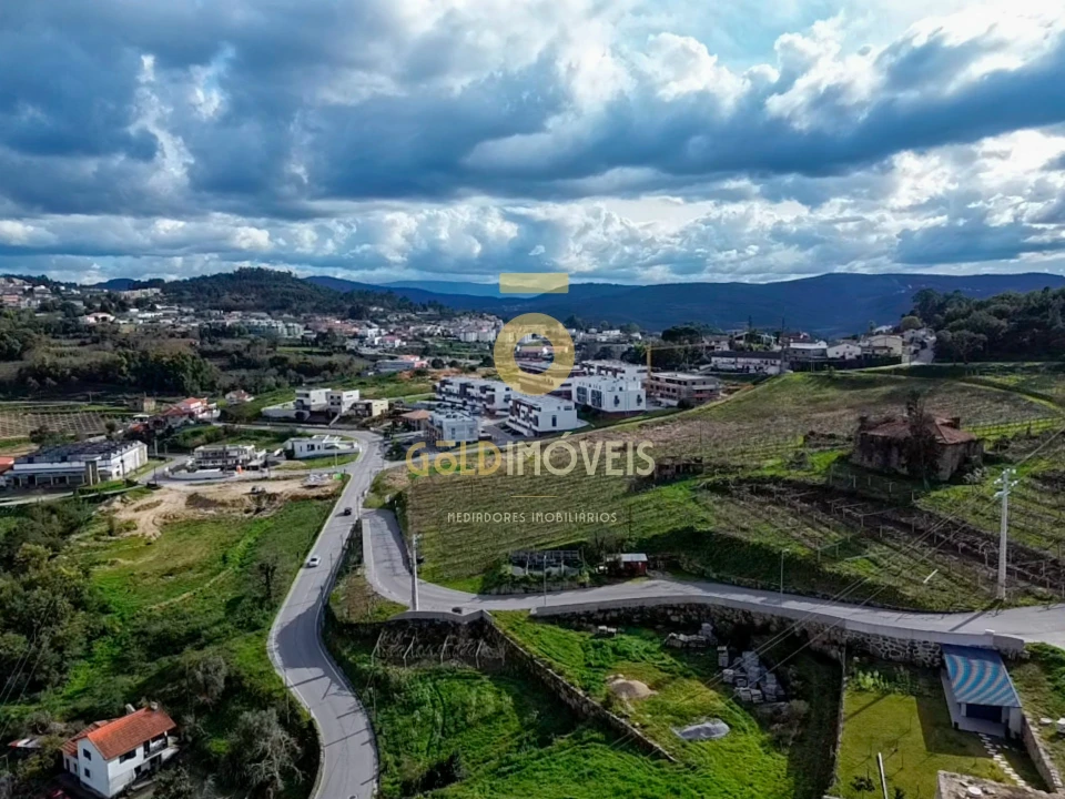 Terreno para Venda em Sobrado e Bairros Foto 10