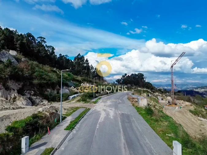 Terreno para Venda em Sobrado e Bairros Foto 18