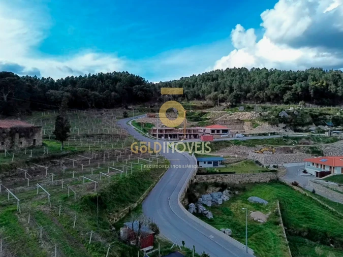 Terreno para Venda em Sobrado e Bairros Foto 3