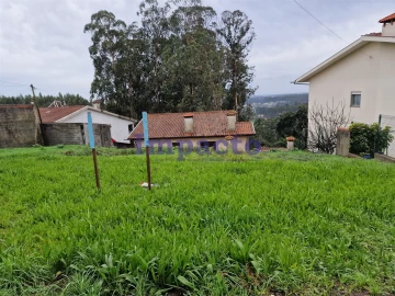 Terreno para Venda em Vila de Cucujães