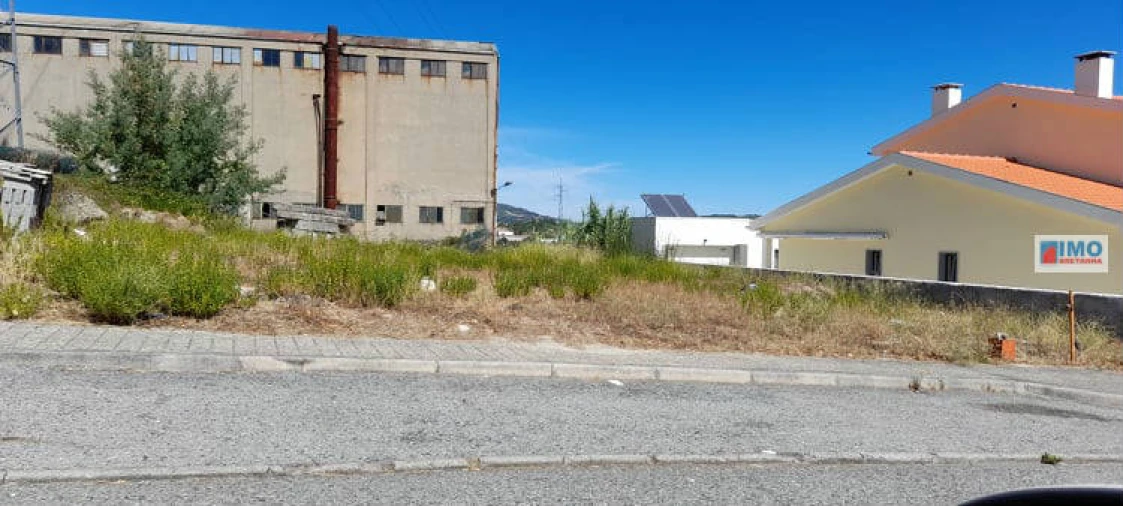 Terreno para Venda em Covilhã e Canhoso Foto 1