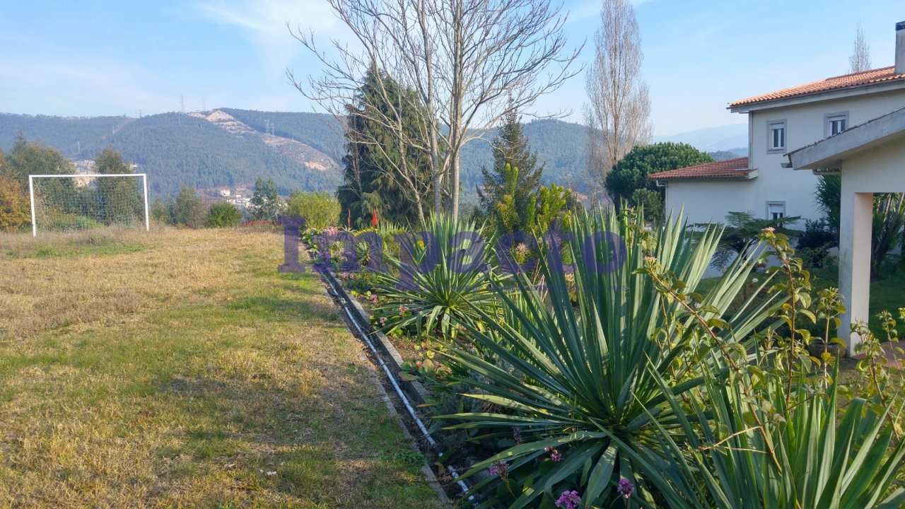 Moradia T4 para Venda em Pinheiro da Bemposta, Travanca e Palmaz Foto 3