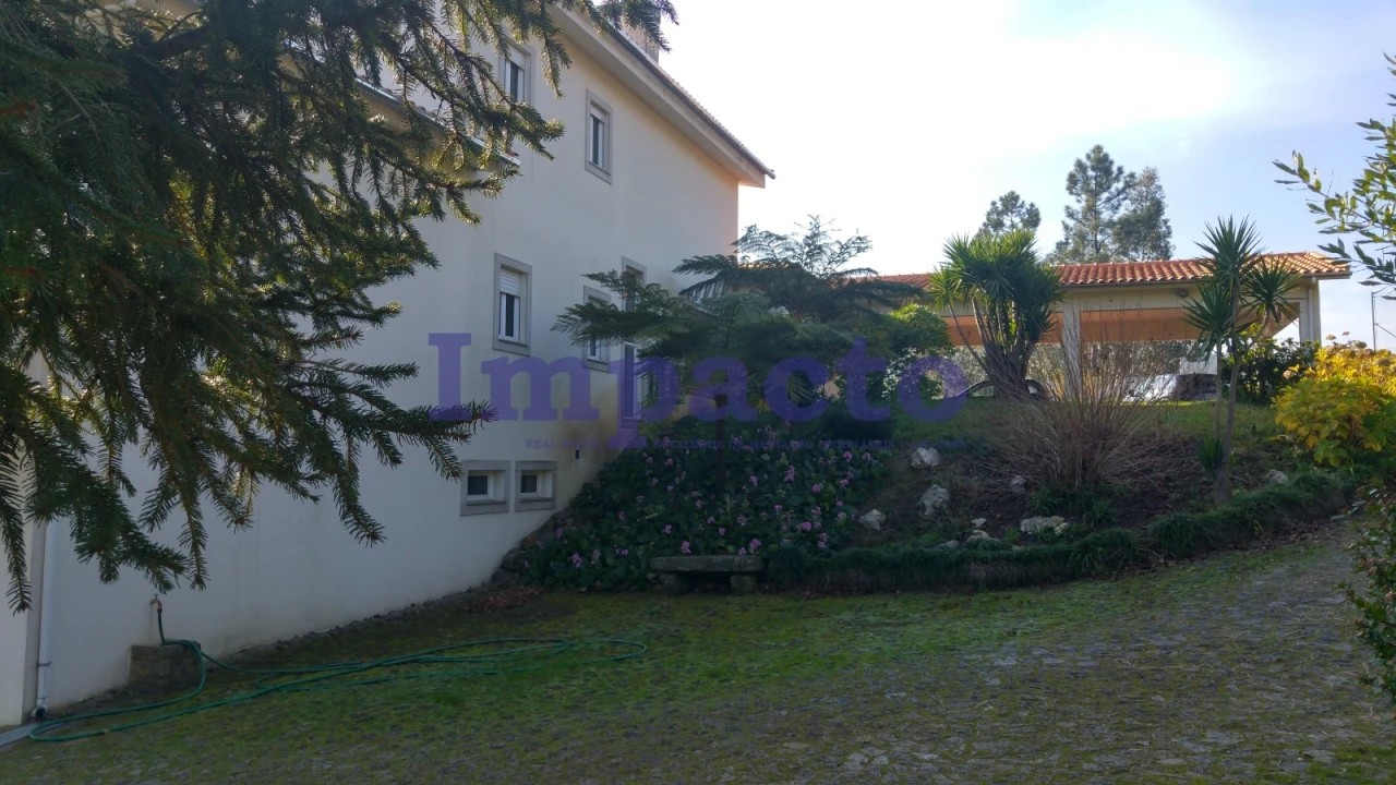 Moradia T4 para Venda em Pinheiro da Bemposta, Travanca e Palmaz Foto 5