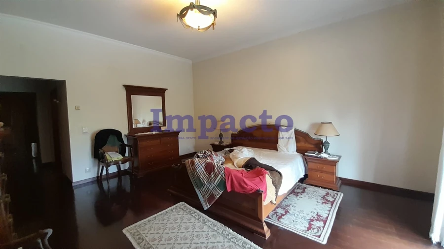 Moradia T4 para Venda em Pinheiro da Bemposta, Travanca e Palmaz Foto 13