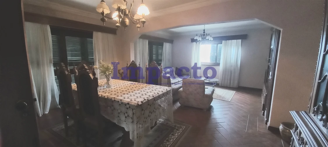 Moradia T3 para Venda em Fajões Foto 7