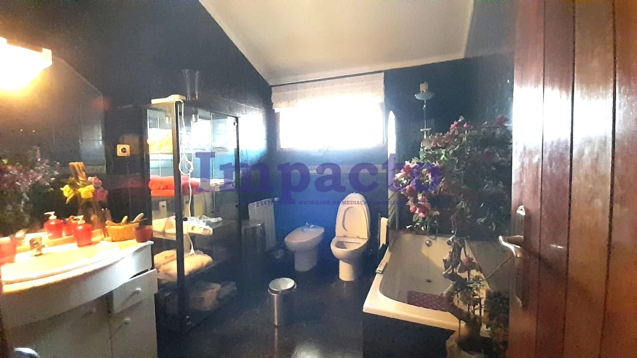 Moradia T3 para Venda em Macieira de Sarnes Foto 25