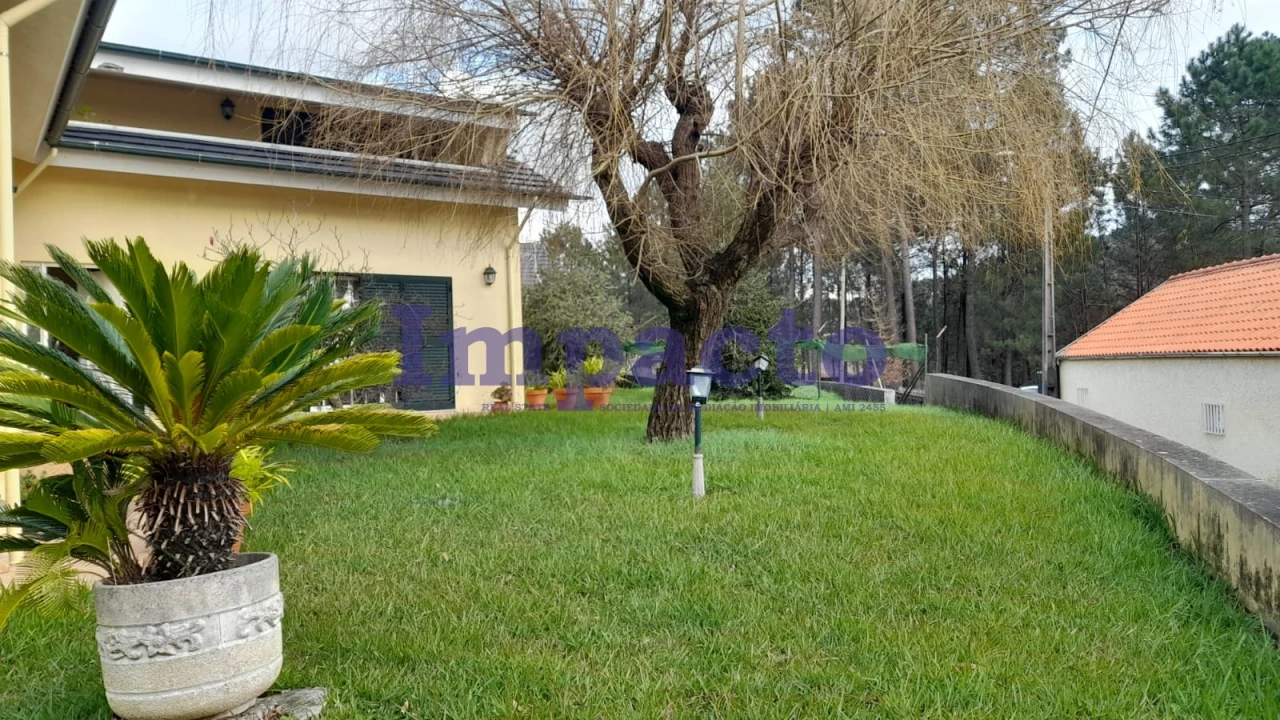 Moradia T3 para Venda em Macieira de Sarnes Foto 1