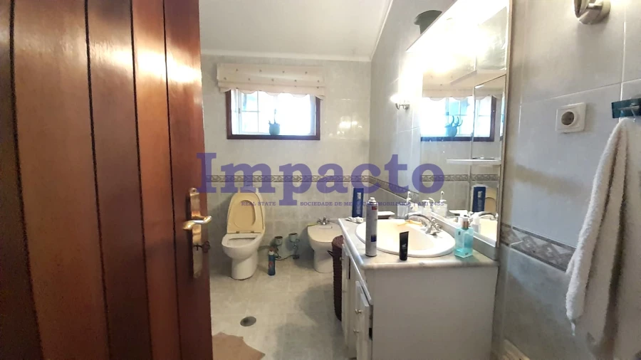 Moradia T3 para Venda em Macieira de Sarnes Foto 18