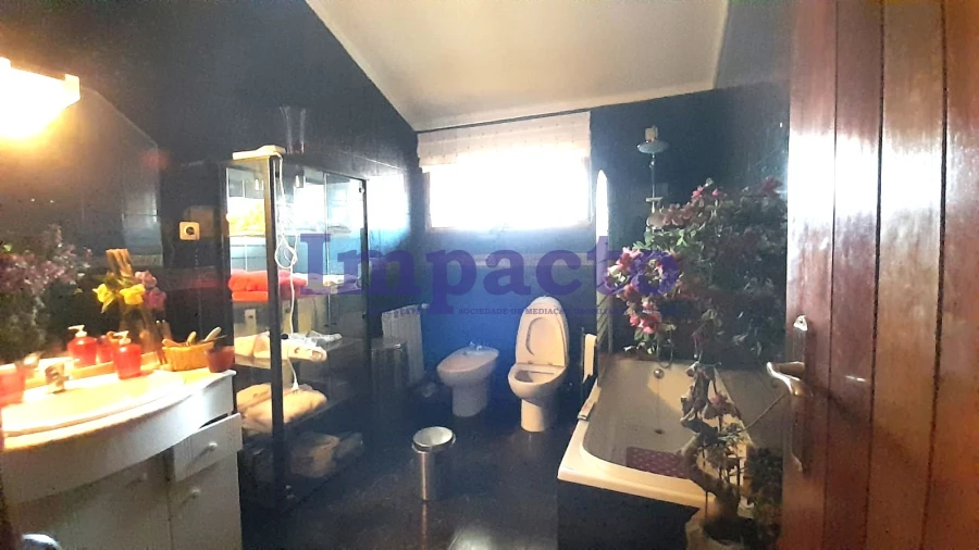 Moradia T3 para Venda em Macieira de Sarnes Foto 25