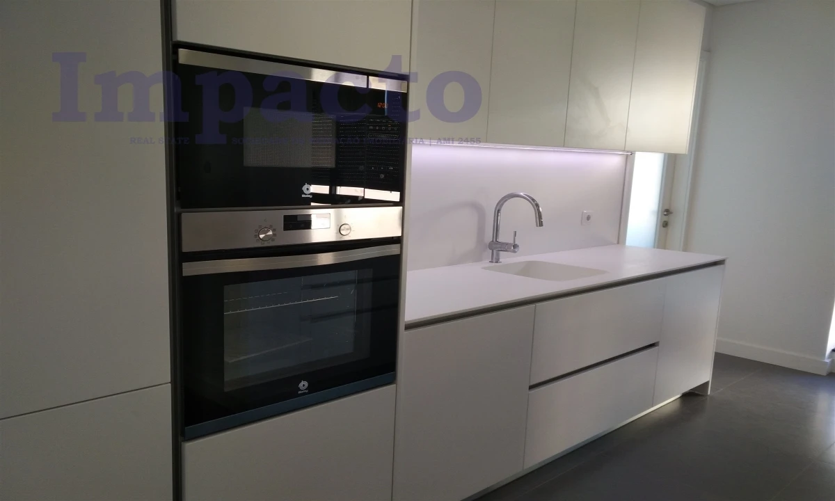 Apartamento T4 para Venda em Cedofeita, Santo Ildefonso, Sé, Miragaia, São Nicolau e Vitória Foto 7