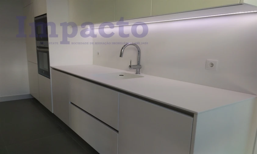 Apartamento T4 para Venda em Cedofeita, Santo Ildefonso, Sé, Miragaia, São Nicolau e Vitória Foto 8