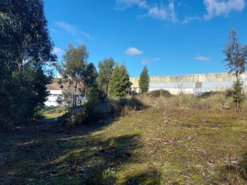 Terreno para Venda em Fânzeres e São Pedro da Cova