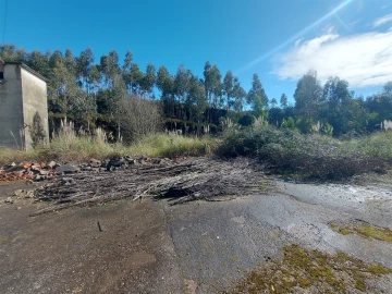 Terreno para Venda em Fânzeres e São Pedro da Cova