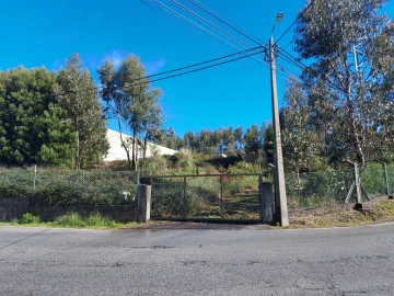 Terreno para Venda em Fânzeres e São Pedro da Cova