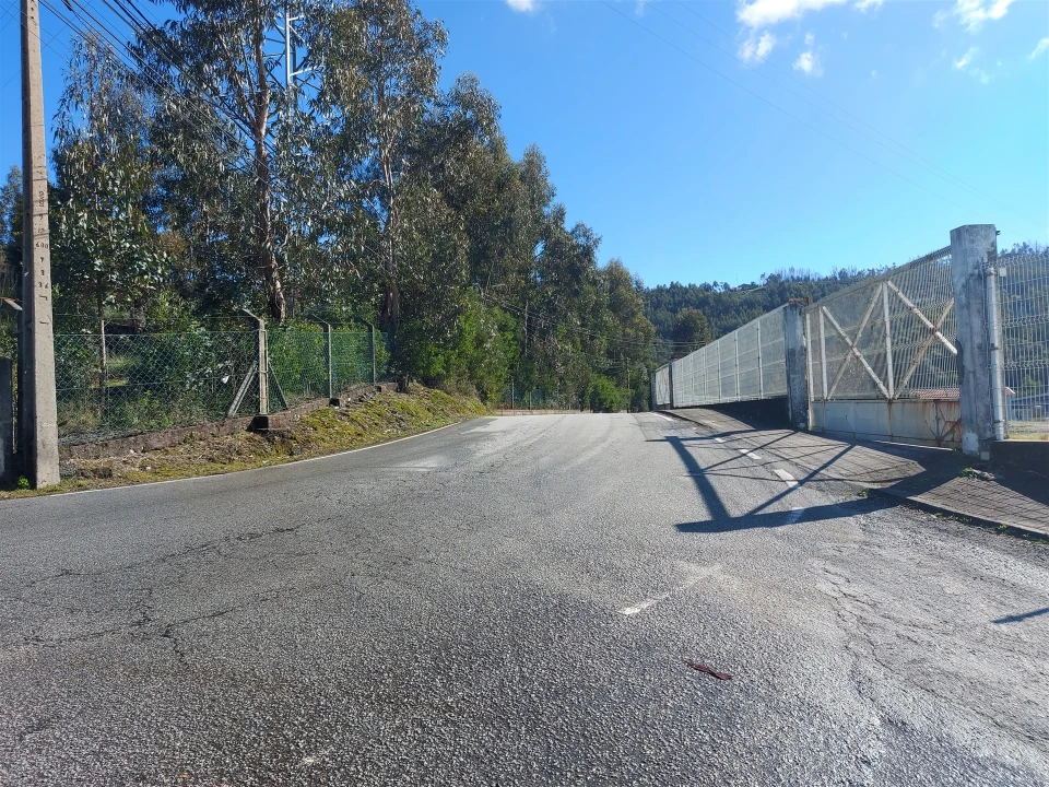 Terreno para Venda em Fânzeres e São Pedro da Cova Foto 53