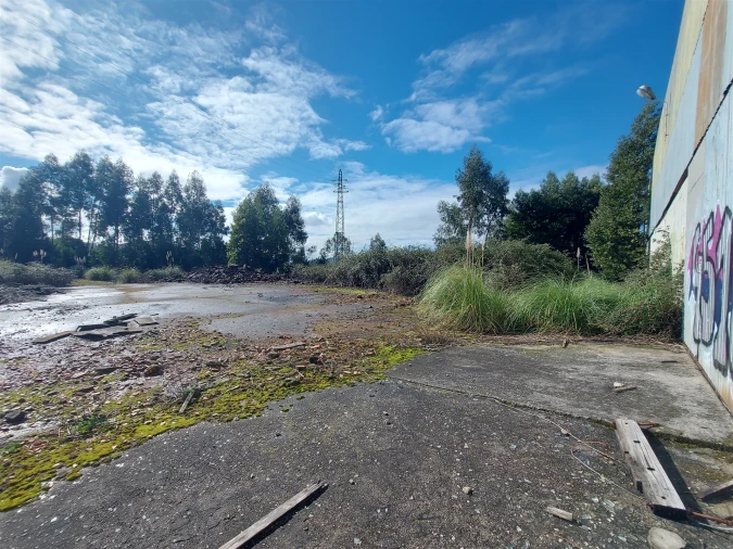 Terreno para Venda em Fânzeres e São Pedro da Cova Foto 24