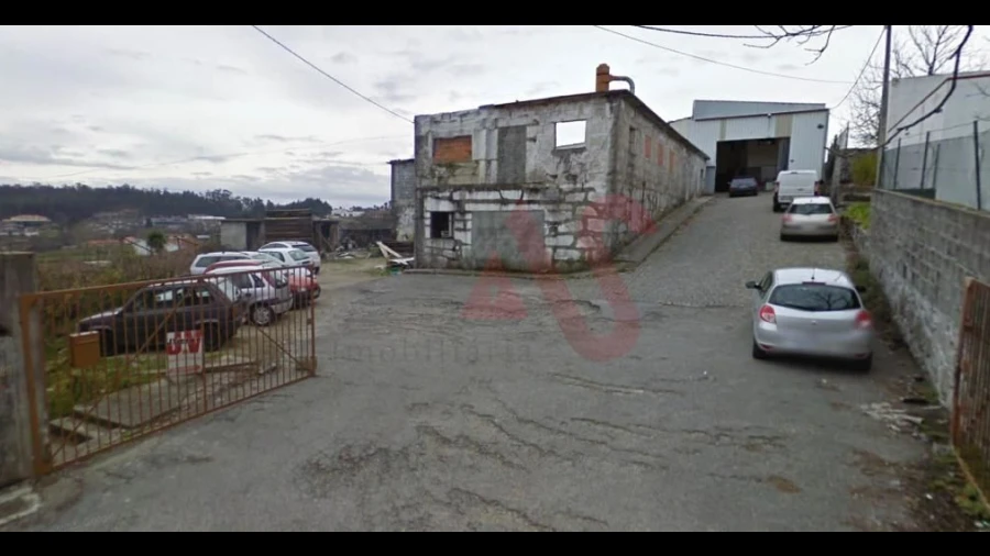 Armazém para Venda em Penamaior