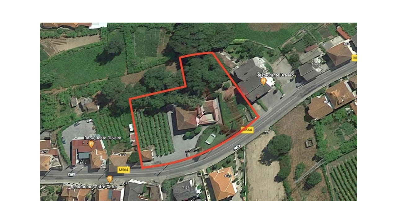 Moradia T4 para Venda em Refontoura Foto 23