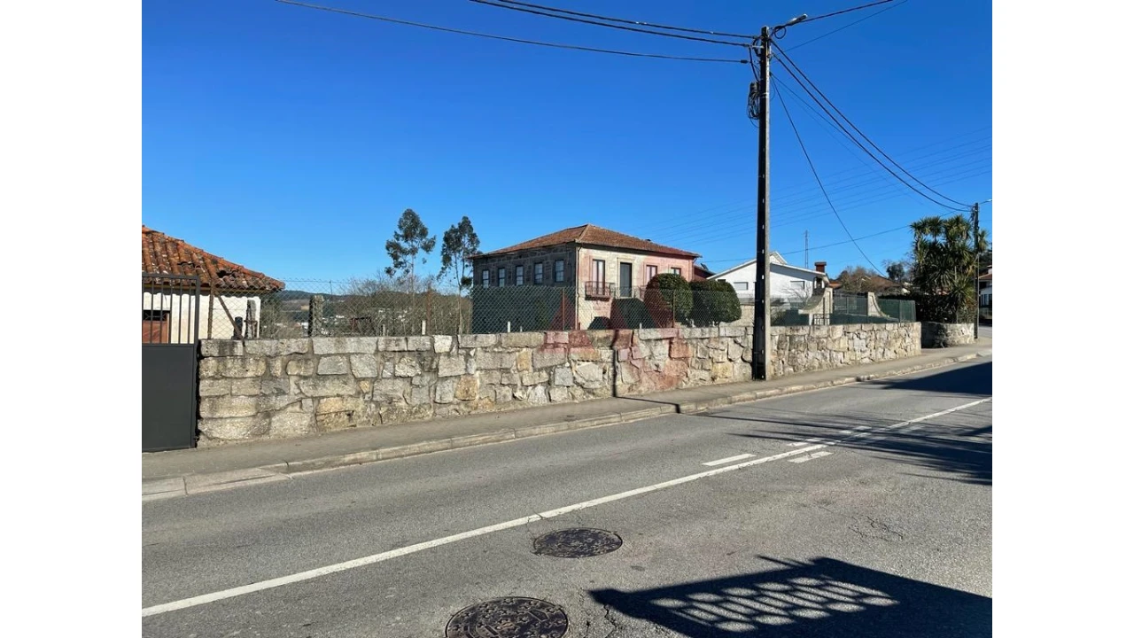 Moradia T4 para Venda em Refontoura Foto 20