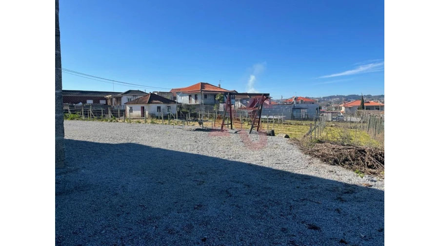 Moradia T4 para Venda em Refontoura Foto 13