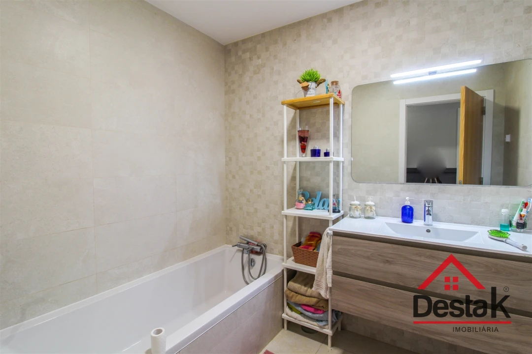 Quinta T4 para Venda em Parada de Gonta Foto 17