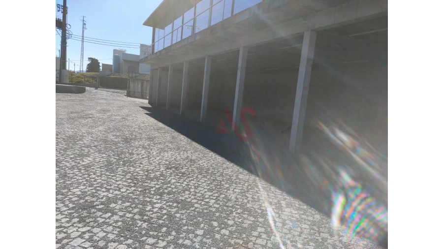 Armazém para Venda em Serzedelo Foto 9