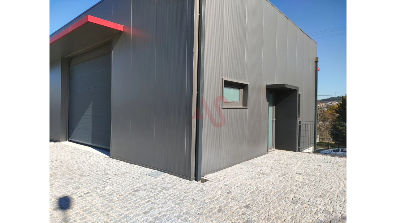 Armazém para Venda em Serzedelo Foto 2