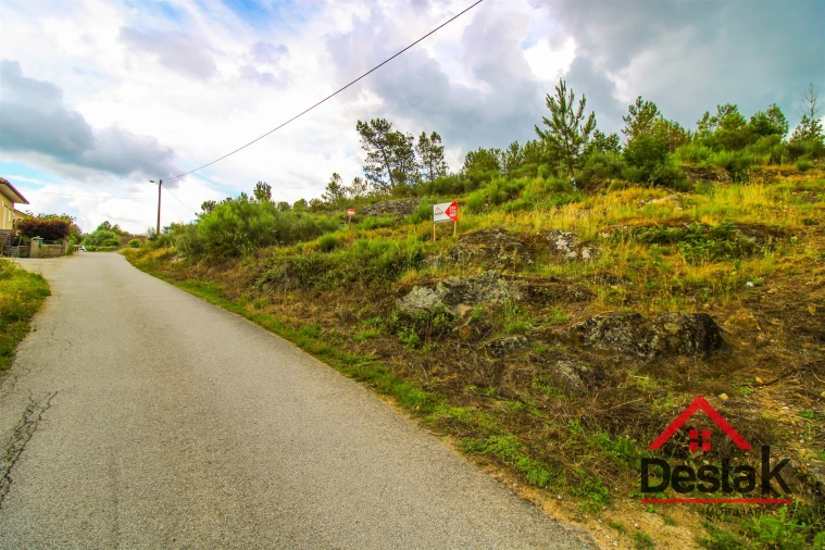 Terreno para Venda em Abraveses Foto 3